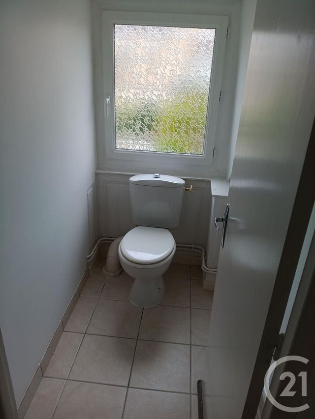 Appartement F3 à louer - 3 pièces - 58.9 m2 - ALENCON - 61 - BASSE-NORMANDIE - Century 21 Harmony