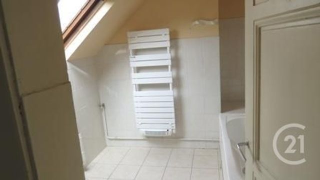 Appartement F3 à louer - 3 pièces - 58.9 m2 - ALENCON - 61 - BASSE-NORMANDIE - Century 21 Harmony