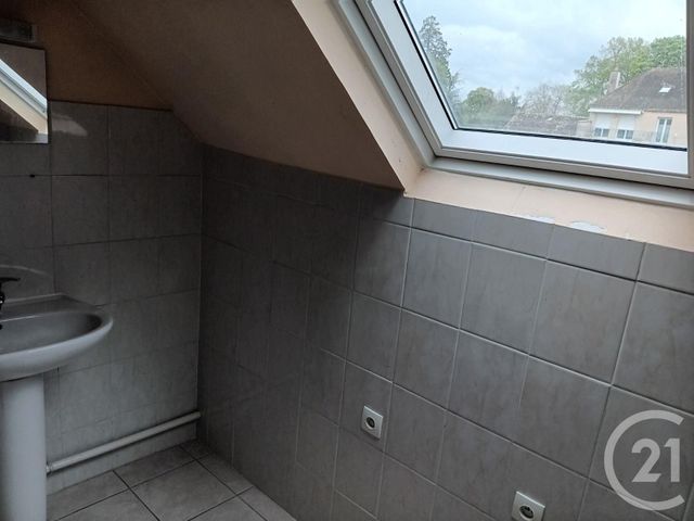 Appartement F3 à louer - 3 pièces - 58.9 m2 - ALENCON - 61 - BASSE-NORMANDIE - Century 21 Harmony