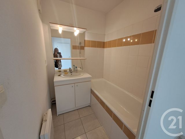 Appartement F2 à louer - 2 pièces - 34.6 m2 - ALENCON - 61 - BASSE-NORMANDIE - Century 21 Harmony