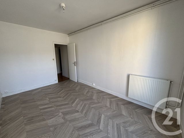 Appartement F4 à louer - 4 pièces - 79.93 m2 - ALENCON - 61 - BASSE-NORMANDIE - Century 21 Harmony
