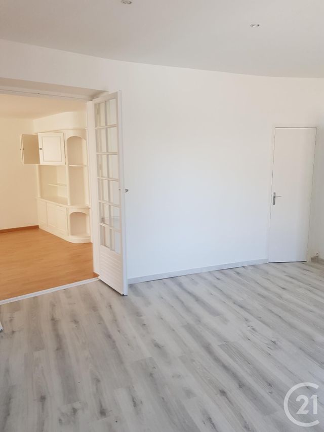 Appartement F2 à louer - 2 pièces - 44.0 m2 - ALENCON - 61 - BASSE-NORMANDIE - Century 21 Harmony