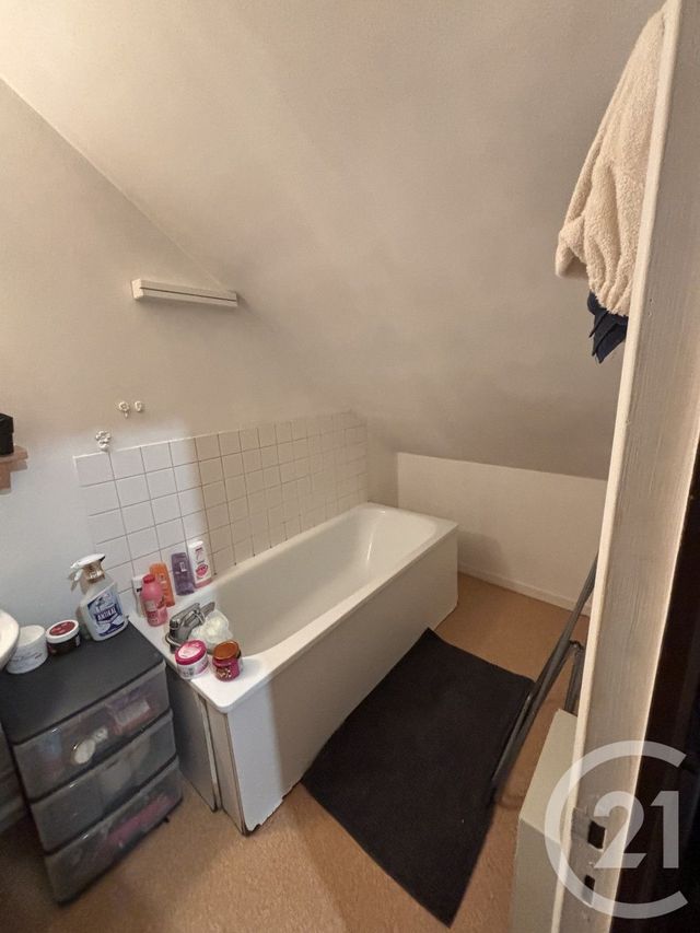 Appartement Duplex à louer - 2 pièces - 28.03 m2 - ALENCON - 61 - BASSE-NORMANDIE - Century 21 Harmony