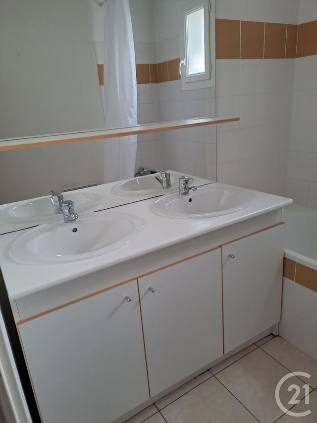 maison à louer - 4 pièces - 79.6 m2 - ALENCON - 61 - BASSE-NORMANDIE - Century 21 Harmony