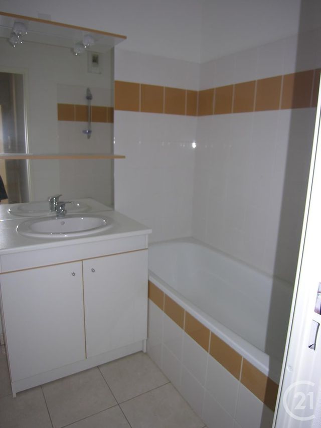 Afficher la photo en grand Appartement F2 à louer - 2 pièces - 43.0 m2 - ALENCON - 61 - BASSE-NORMANDIE - Century 21 Harmony