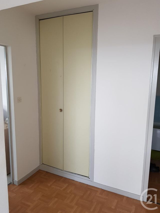 Afficher la photo en grand Appartement F2 à louer - 2 pièces - 48.88 m2 - ALENCON - 61 - BASSE-NORMANDIE - Century 21 Harmony