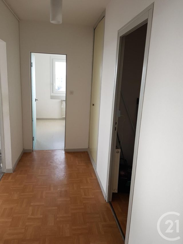 Afficher la photo en grand Appartement F2 à louer - 2 pièces - 48.88 m2 - ALENCON - 61 - BASSE-NORMANDIE - Century 21 Harmony
