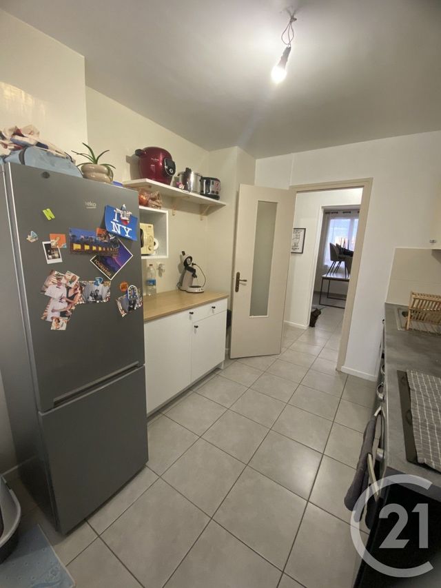 Appartement F3 à louer - 3 pièces - 58.71 m2 - ALENCON - 61 - BASSE-NORMANDIE - Century 21 Harmony