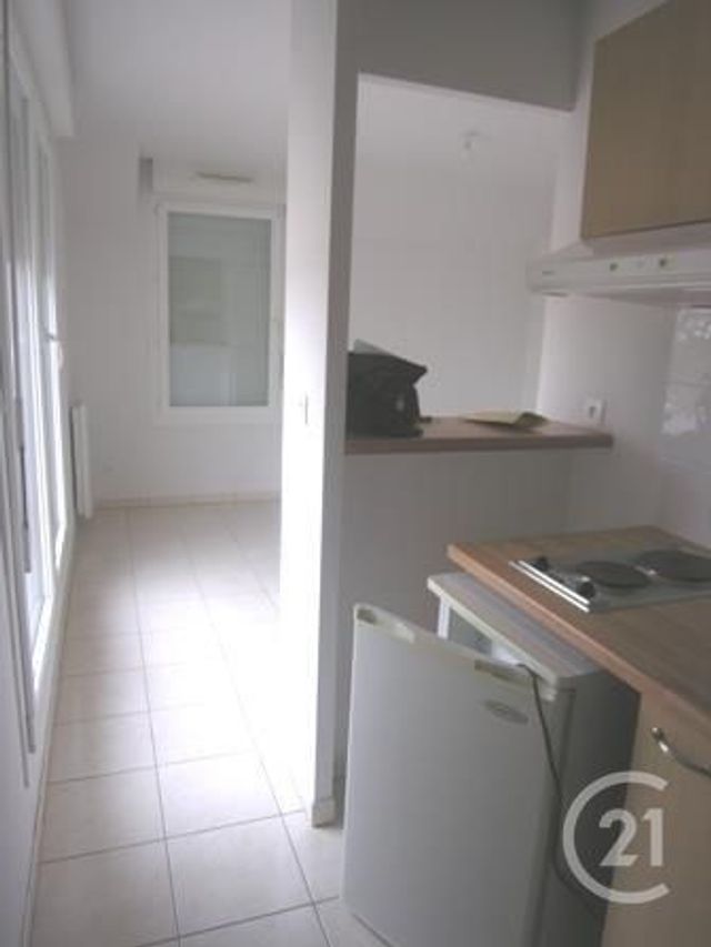 Appartement F2 à louer - 2 pièces - 34.1 m2 - ALENCON - 61 - BASSE-NORMANDIE - Century 21 Harmony