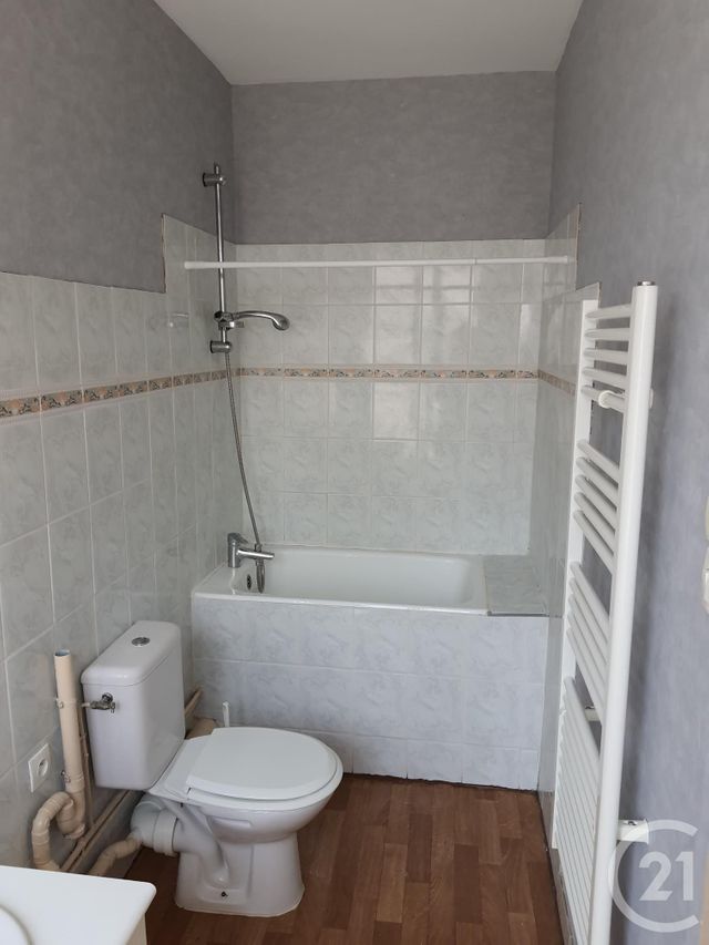 Afficher la photo en grand Appartement F3 à louer - 3 pièces - 54.75 m2 - ALENCON - 61 - BASSE-NORMANDIE - Century 21 Harmony