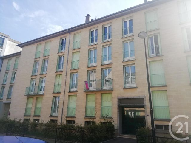 Appartement F5 à louer - 5 pièces - 96.0 m2 - ALENCON - 61 - BASSE-NORMANDIE - Century 21 Harmony Appartement F5 à louer - 5 pièces - 96.0 m2 - ALENCON - 61 - BASSE-NORMANDIE - Century 21 Harmony
