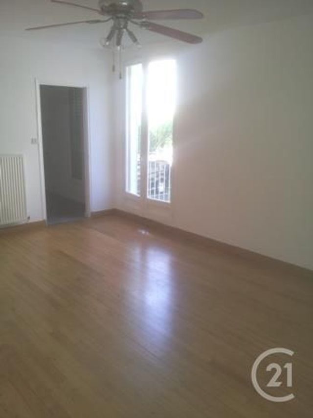 Appartement F5 à louer - 5 pièces - 96.0 m2 - ALENCON - 61 - BASSE-NORMANDIE - Century 21 Harmony Appartement F5 à louer - 5 pièces - 96.0 m2 - ALENCON - 61 - BASSE-NORMANDIE - Century 21 Harmony