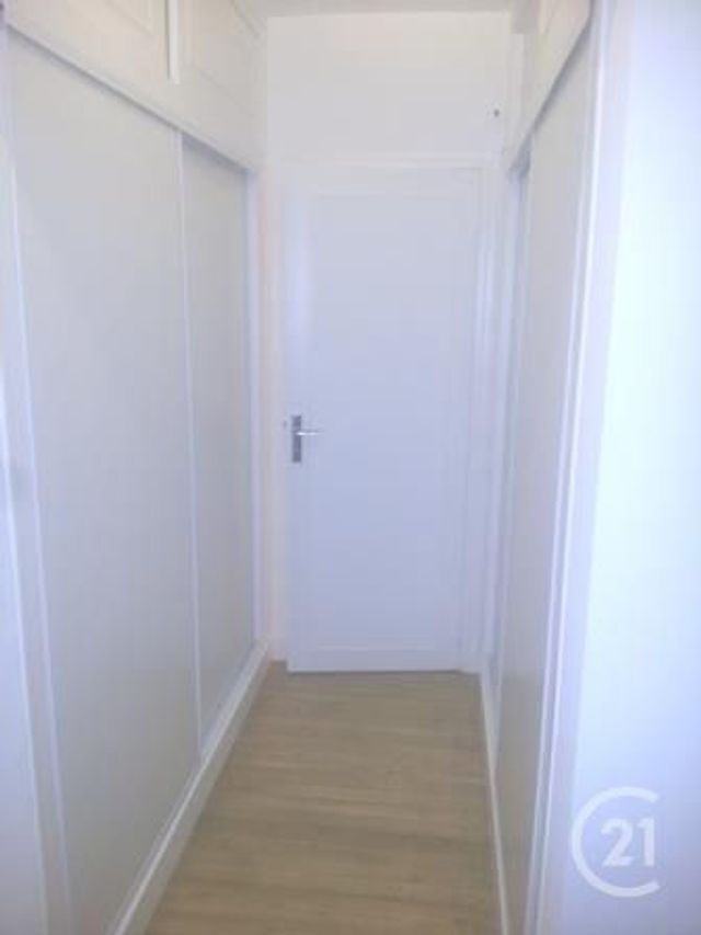 Appartement F5 à louer - 5 pièces - 96.0 m2 - ALENCON - 61 - BASSE-NORMANDIE - Century 21 Harmony Appartement F5 à louer - 5 pièces - 96.0 m2 - ALENCON - 61 - BASSE-NORMANDIE - Century 21 Harmony