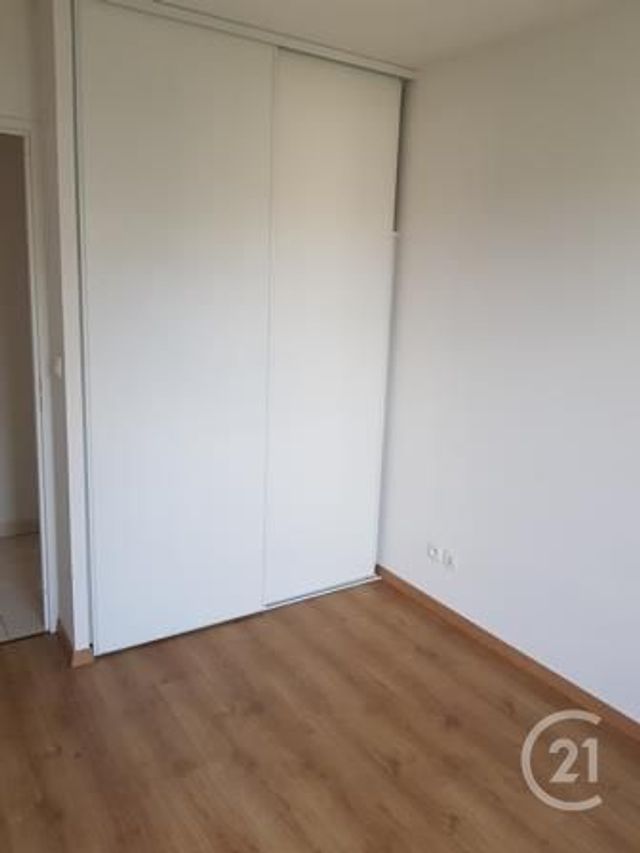Afficher la photo en grand Appartement F3 à louer - 3 pièces - 54.0 m2 - ALENCON - 61 - BASSE-NORMANDIE - Century 21 Harmony