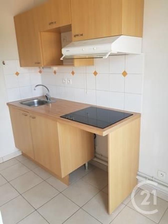 Afficher la photo en grand Appartement F3 à louer - 3 pièces - 54.0 m2 - ALENCON - 61 - BASSE-NORMANDIE - Century 21 Harmony