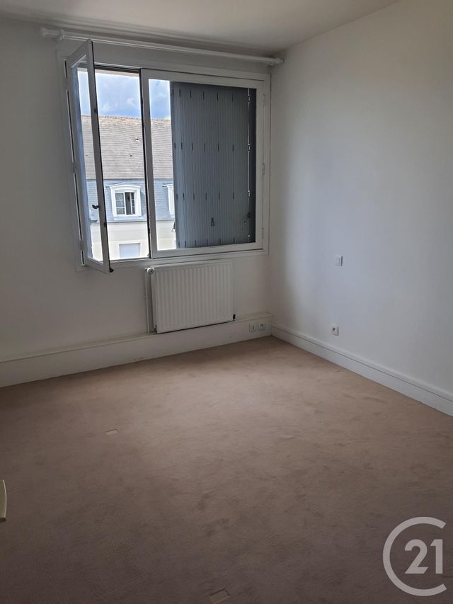 Appartement F5 à louer - 5 pièces - 99.89 m2 - ALENCON - 61 - BASSE-NORMANDIE - Century 21 Harmony