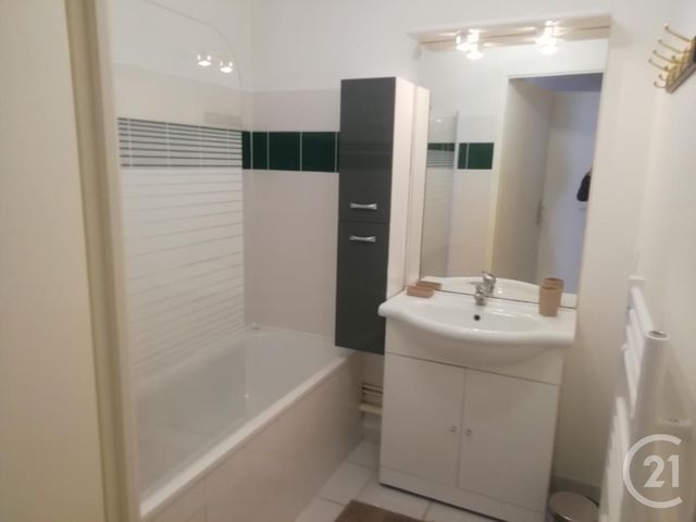 Appartement F2 à louer - 2 pièces - 48.0 m2 - ALENCON - 61 - BASSE-NORMANDIE - Century 21 Harmony