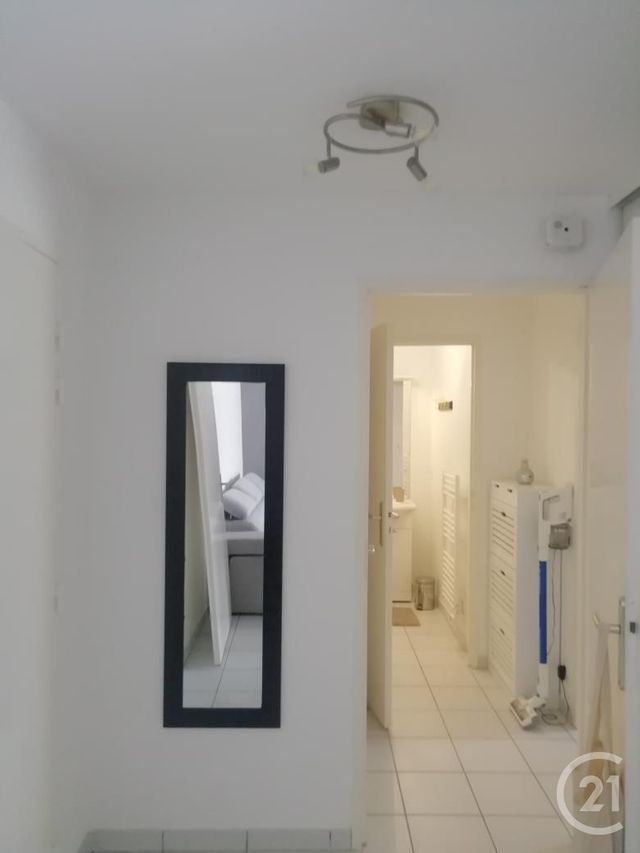 Appartement F2 à louer - 2 pièces - 48.0 m2 - ALENCON - 61 - BASSE-NORMANDIE - Century 21 Harmony