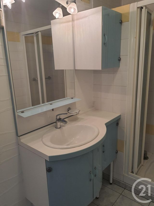 Appartement F2 à louer - 2 pièces - 45.76 m2 - ALENCON - 61 - BASSE-NORMANDIE - Century 21 Harmony
