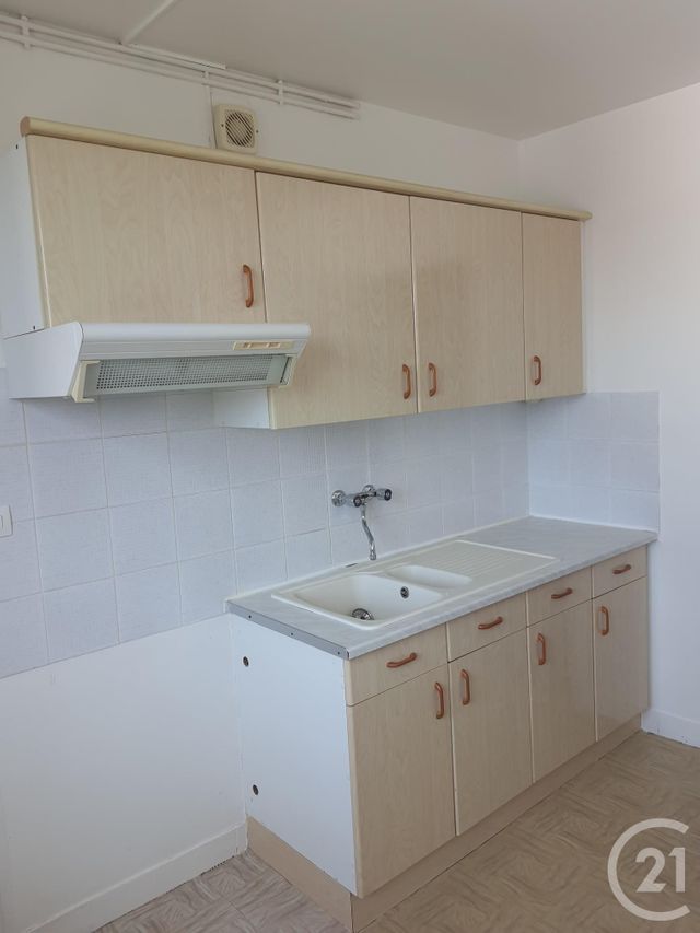 Afficher la photo en grand Appartement F3 à vendre - 3 pièces - 63.11 m2 - ALENCON - 61 - BASSE-NORMANDIE - Century 21 Harmony