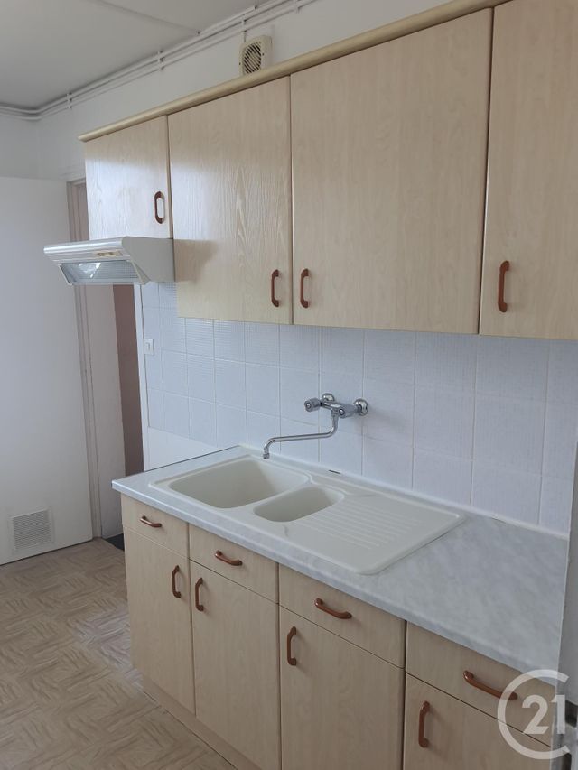 Afficher la photo en grand Appartement F3 à vendre - 3 pièces - 63.11 m2 - ALENCON - 61 - BASSE-NORMANDIE - Century 21 Harmony