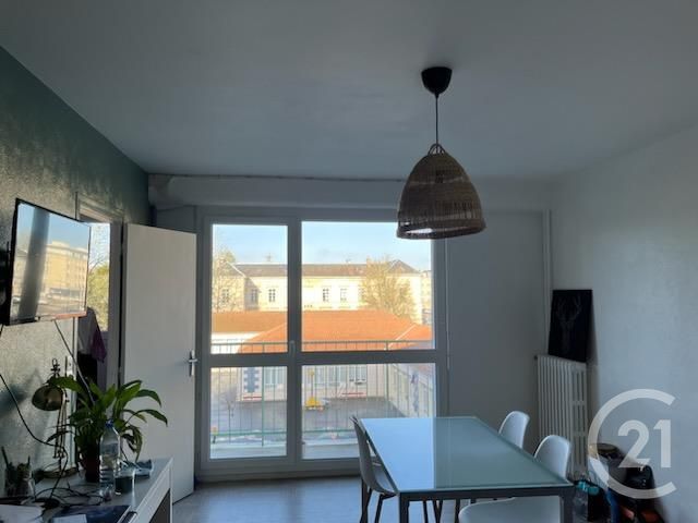 Appartement F1 à louer - 1 pièce - 30.41 m2 - ALENCON - 61 - BASSE-NORMANDIE - Century 21 Harmony
