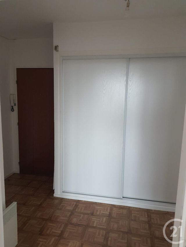 Afficher la photo en grand Appartement F2 à vendre - 2 pièces - 45.45 m2 - ALENCON - 61 - BASSE-NORMANDIE - Century 21 Harmony