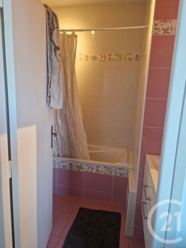 Appartement F2 à louer - 2 pièces - 51.28 m2 - ALENCON - 61 - BASSE-NORMANDIE - Century 21 Harmony