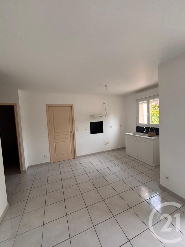 maison à louer - 3 pièces - 68.0 m2 - ALENCON - 61 - BASSE-NORMANDIE - Century 21 Harmony