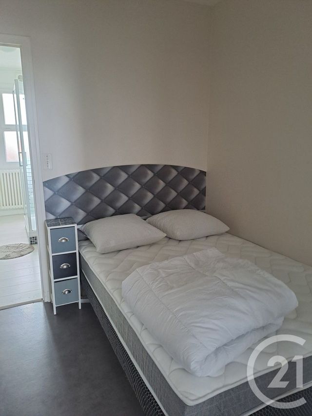 Appartement F1 bis à louer - 2 pièces - 45.22 m2 - ALENCON - 61 - BASSE-NORMANDIE - Century 21 Harmony