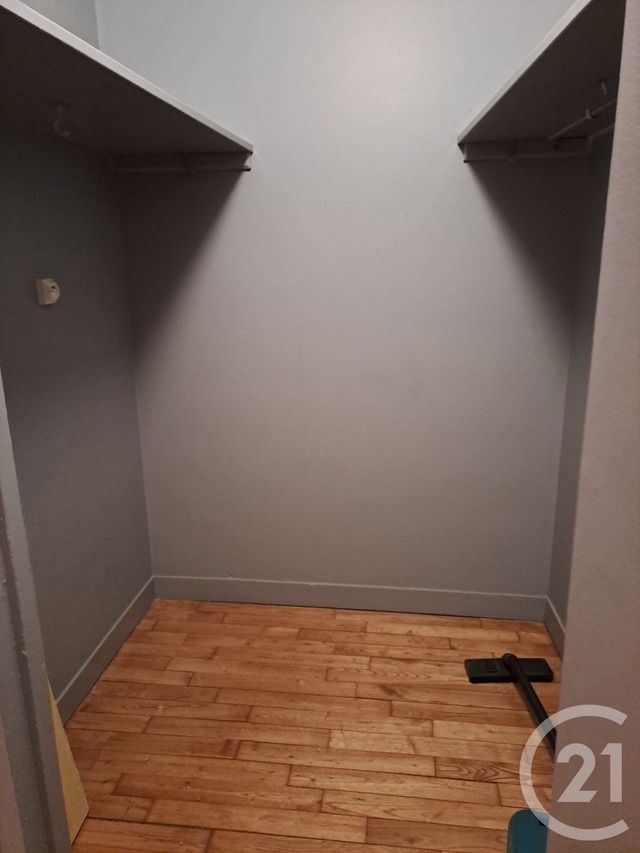 Afficher la photo en grand Appartement F4 à vendre - 4 pièces - 79.12 m2 - ALENCON - 61 - BASSE-NORMANDIE - Century 21 Harmony
