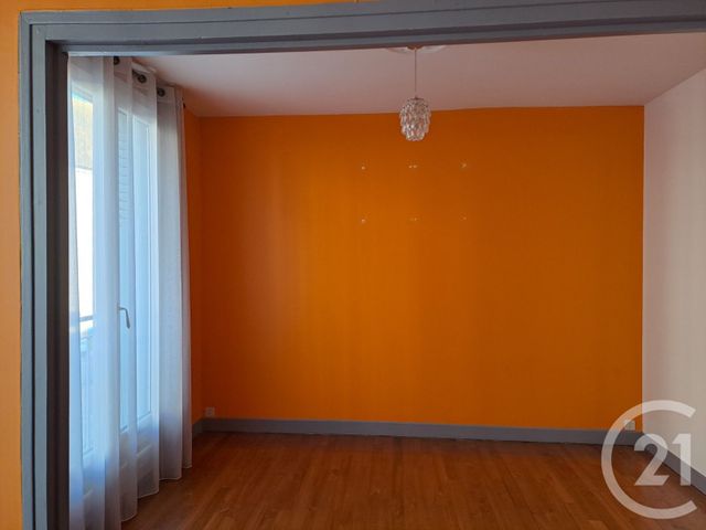 Afficher la photo en grand Appartement F4 à vendre - 4 pièces - 79.12 m2 - ALENCON - 61 - BASSE-NORMANDIE - Century 21 Harmony