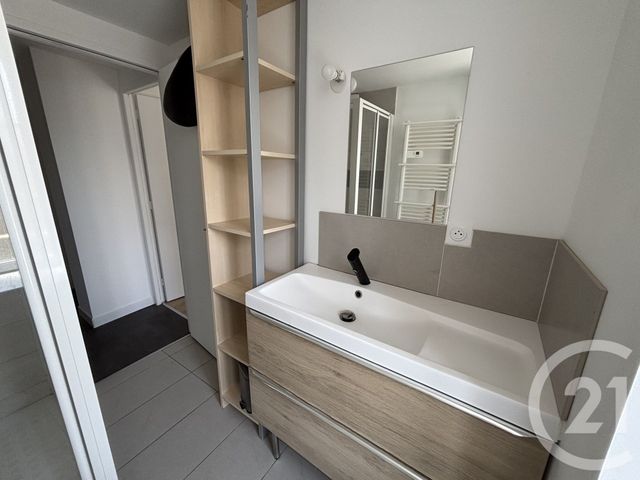 Appartement F3 à louer - 3 pièces - 64.7 m2 - ALENCON - 61 - BASSE-NORMANDIE - Century 21 Harmony