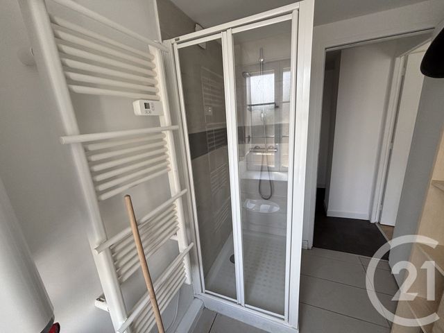 Appartement F3 à louer - 3 pièces - 64.7 m2 - ALENCON - 61 - BASSE-NORMANDIE - Century 21 Harmony