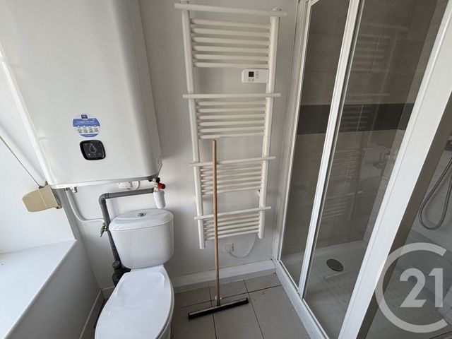 Appartement F3 à louer - 3 pièces - 64.7 m2 - ALENCON - 61 - BASSE-NORMANDIE - Century 21 Harmony