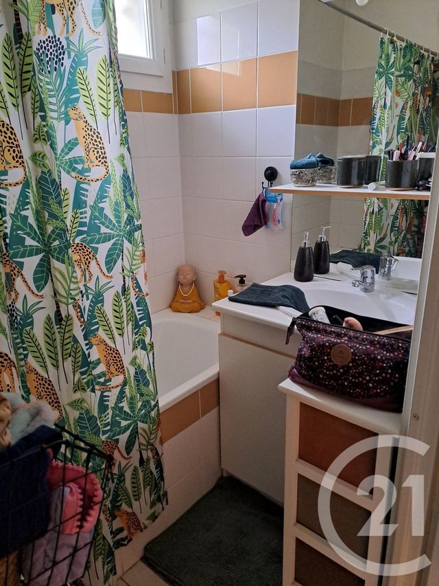 Appartement F3 à vendre - 3 pièces - 53.17 m2 - ALENCON - 61 - BASSE-NORMANDIE - Century 21 Harmony