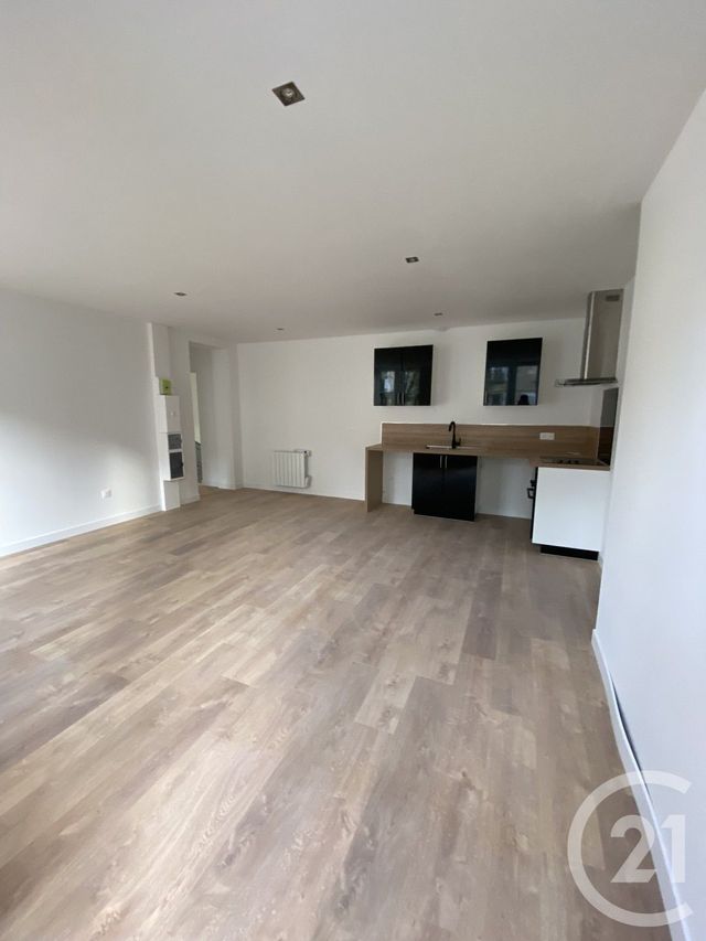 Appartement F3 à louer - 3 pièces - 65.6 m2 - ALENCON - 61 - BASSE-NORMANDIE - Century 21 Harmony