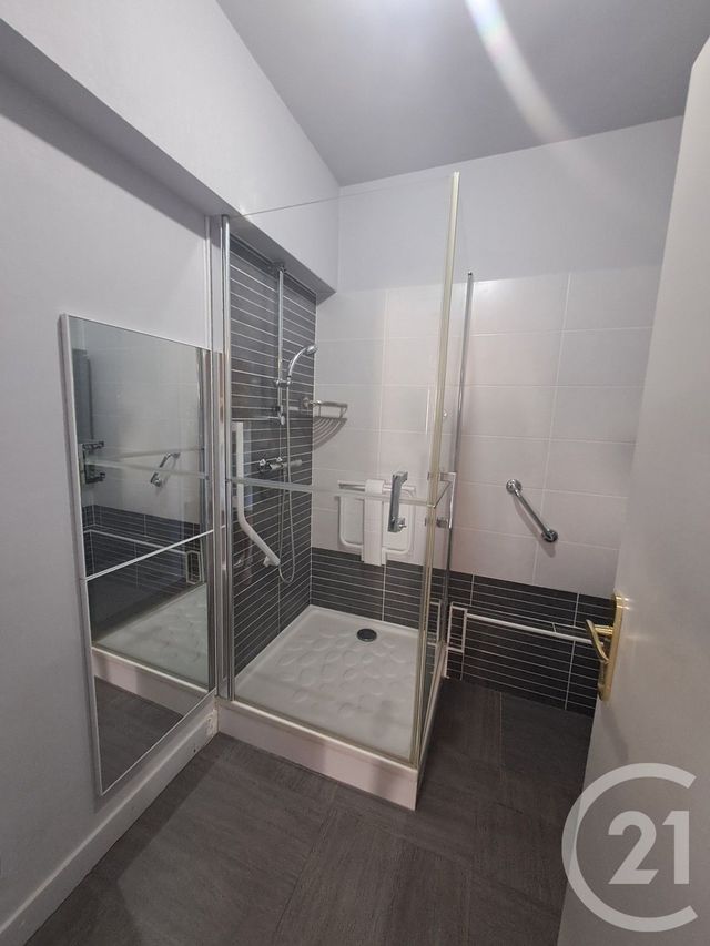 Appartement F3 à louer - 3 pièces - 72.84 m2 - ALENCON - 61 - BASSE-NORMANDIE - Century 21 Harmony