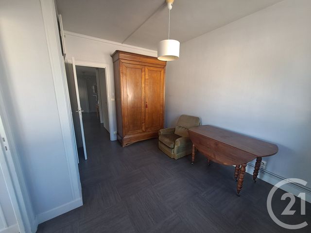 Appartement F3 à louer - 3 pièces - 72.84 m2 - ALENCON - 61 - BASSE-NORMANDIE - Century 21 Harmony